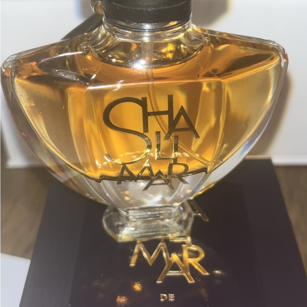 Guerlain Shalimar Black and Gold Design